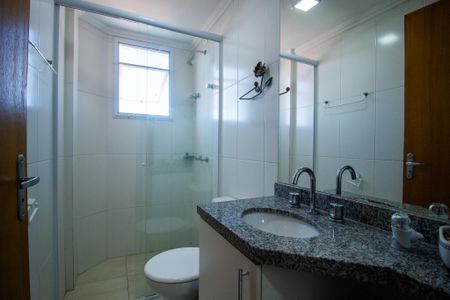 Apartamento para alugar com 67m², 2 quartos e 2 vagasBanheiro da Suíte