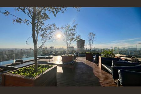 Studio à venda com 60m², 1 quarto e 1 vagaPiscina