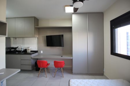 Casa de condomínio para alugar com 25m², 1 quarto e sem vaga Casa de condomínio para alugar com 25m², 1 quarto e sem vagaStudio