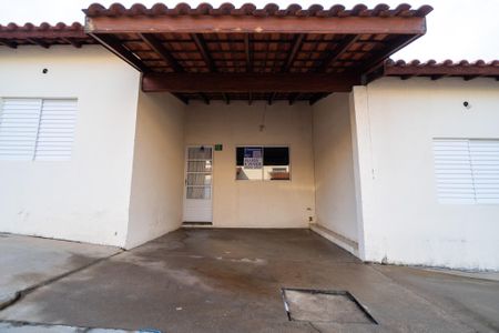 Casa para alugar com 60m², 1 quarto e 1 vagaFachada