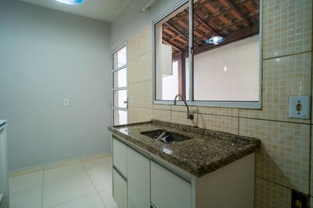 Casa para alugar com 60m², 1 quarto e 1 vagaCozinha