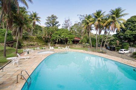 Casa à venda com 350m², 5 quartos e 2 vagasÁrea comum - Piscina