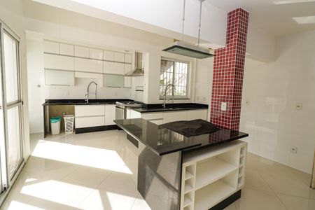 Casa à venda com 350m², 5 quartos e 2 vagasCozinha
