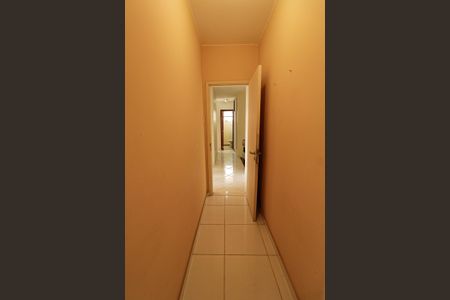 Casa à venda com 350m², 5 quartos e 2 vagasCorredor