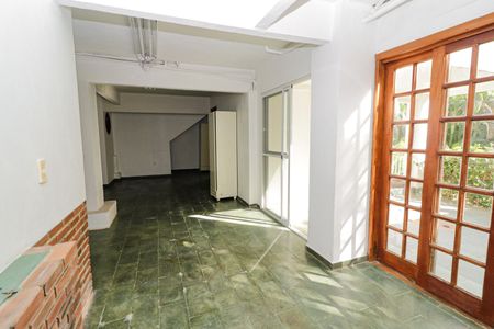 Casa à venda com 350m², 5 quartos e 2 vagasSala 2