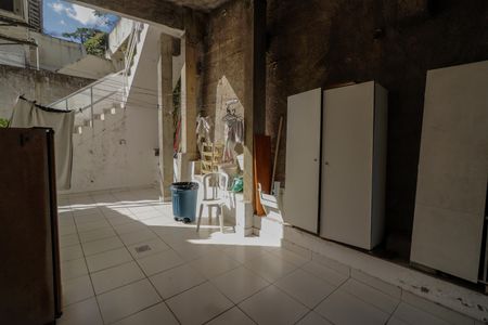 Casa à venda com 350m², 5 quartos e 2 vagasÁrea de Serviço