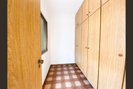 Casa para alugar com 396m², 3 quartos e 6 vagasQuarto de Serviço 1