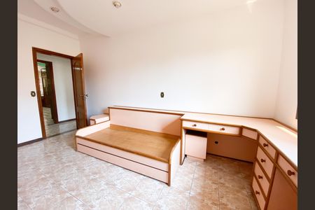 Casa para alugar com 396m², 3 quartos e 6 vagasSuíte 2