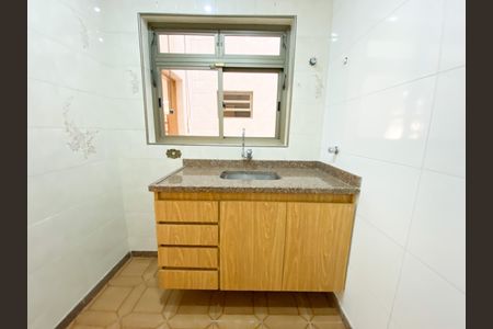 Casa para alugar com 396m², 3 quartos e 6 vagasCozinha de Serviço