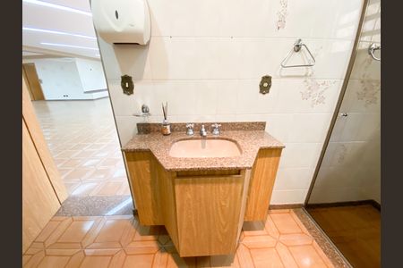 Casa para alugar com 396m², 3 quartos e 6 vagas Casa para alugar com 396m², 3 quartos e 6 vagasÁrea comum