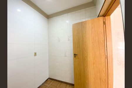 Casa para alugar com 396m², 3 quartos e 6 vagas Casa para alugar com 396m², 3 quartos e 6 vagasCozinha de Serviço