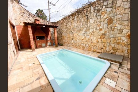 Casa para alugar com 396m², 3 quartos e 6 vagas Casa para alugar com 396m², 3 quartos e 6 vagasÁrea comum