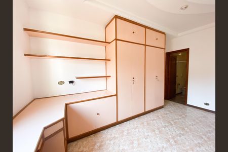 Casa para alugar com 396m², 3 quartos e 6 vagas Casa para alugar com 396m², 3 quartos e 6 vagasSuíte 2