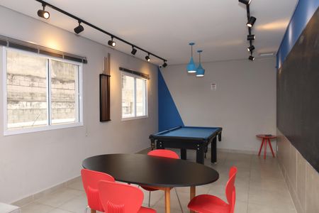 Apartamento para alugar com 39m², 2 quartos e sem vagaÁrea comum - Salão de jogos
