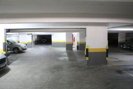 Apartamento para alugar com 67m², 2 quartos e 2 vagasGaragem