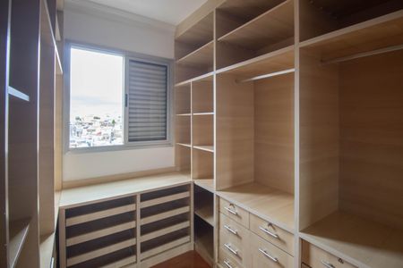 Apartamento para alugar com 73m², 2 quartos e 2 vagas Apartamento para alugar com 73m², 2 quartos e 2 vagasCloset da suíte
