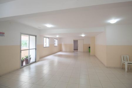 Apartamento para alugar com 73m², 2 quartos e 2 vagas Apartamento para alugar com 73m², 2 quartos e 2 vagasÁrea comum - Salão de festas