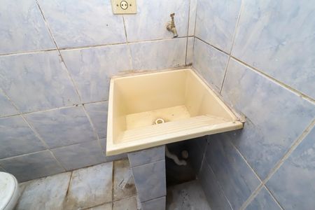 Casa para alugar com 25m², 1 quarto e sem vagaBanheiro