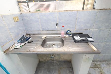 Sala - Cozinha de casa para alugar com 1 quarto, 25m² em Vila Jacuí, São Paulo