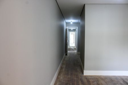 Apartamento à venda com 390m², 4 quartos e 6 vagas Apartamento à venda com 390m², 4 quartos e 6 vagasSuíte 2