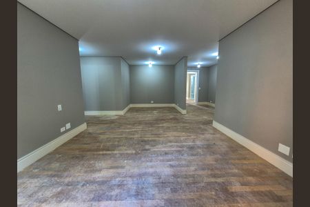 Apartamento à venda com 390m², 4 quartos e 6 vagas Apartamento à venda com 390m², 4 quartos e 6 vagasSuíte 1