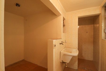 Apartamento à venda com 82m², 3 quartos e 2 vagas Apartamento à venda com 82m², 3 quartos e 2 vagasCozinha e Área de Serviço