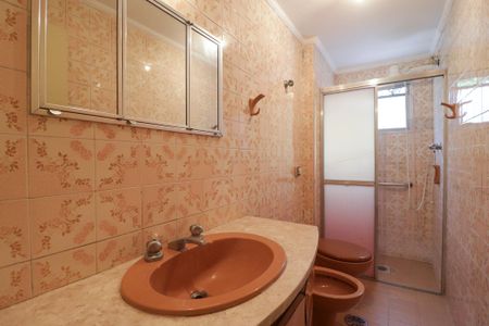 Apartamento à venda com 82m², 3 quartos e 2 vagas Apartamento à venda com 82m², 3 quartos e 2 vagasBanheiro social
