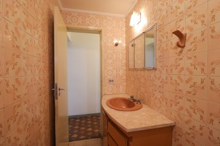 Apartamento à venda com 82m², 3 quartos e 2 vagas Apartamento à venda com 82m², 3 quartos e 2 vagasBanheiro social