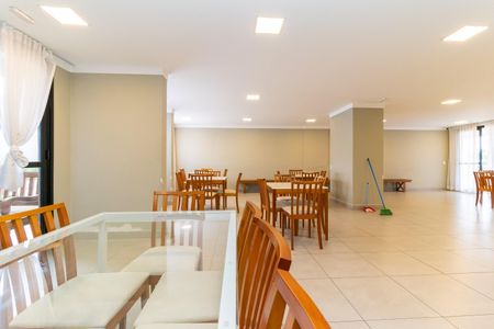 Apartamento à venda com 45m², 2 quartos e 1 vagaÁrea comum - Salão de festas