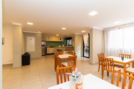 Apartamento à venda com 45m², 2 quartos e 1 vagaÁrea comum - Salão de festas