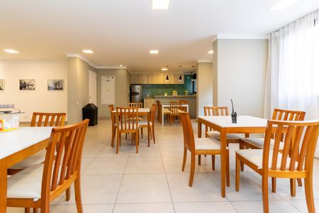 Apartamento à venda com 45m², 2 quartos e 1 vagaÁrea comum - Salão de festas