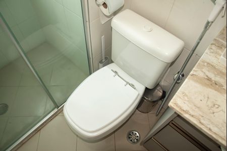 Apartamento à venda com 116m², 4 quartos e 3 vagasBanheiro da Suíte 2