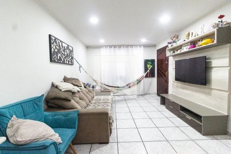 Casa à venda com 250m², 3 quartos e 2 vagasSala