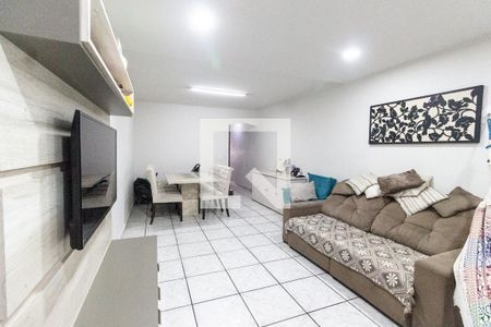 Casa à venda com 250m², 3 quartos e 2 vagasÁrea de Serviço