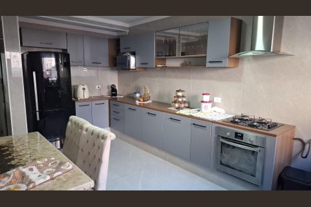 Casa à venda com 250m², 3 quartos e 2 vagasCozinha