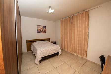 Casa à venda com 243m², 3 quartos e 2 vagasQuarto 1