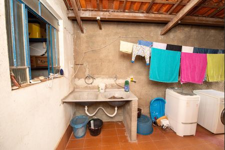 Casa à venda com 243m², 3 quartos e 2 vagasÁrea de Serviço