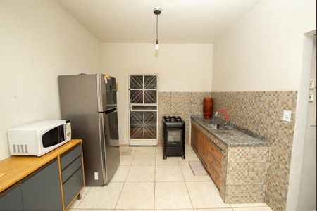 Casa à venda com 243m², 3 quartos e 2 vagasCozinha