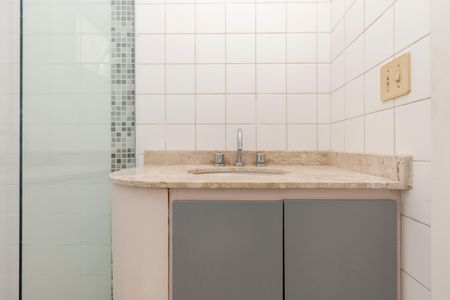 Apartamento para alugar com 79m², 2 quartos e 1 vaga Apartamento para alugar com 79m², 2 quartos e 1 vagaBanheiro da Suíte