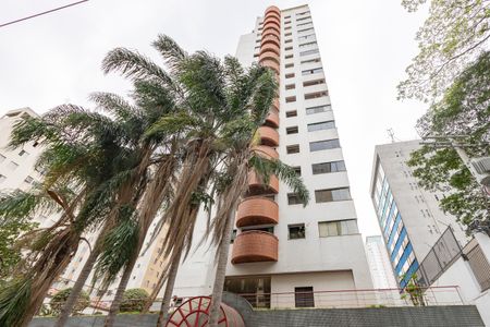 Apartamento para alugar com 79m², 2 quartos e 1 vaga Apartamento para alugar com 79m², 2 quartos e 1 vagaFachada