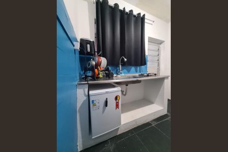 Studio para alugar com 27m², 1 quarto e sem vaga Studio para alugar com 27m², 1 quarto e sem vagaCozinha