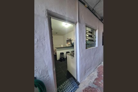 Studio para alugar com 27m², 1 quarto e sem vaga Studio para alugar com 27m², 1 quarto e sem vagaEntrada