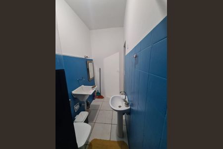 Studio para alugar com 27m², 1 quarto e sem vaga Studio para alugar com 27m², 1 quarto e sem vagaBanheiro