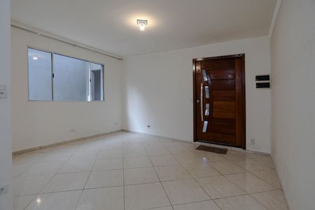 Sala de casa para alugar com 2 quartos, 130m² em Jardim das Bandeiras, Mogi das Cruzes