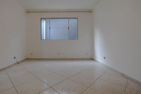 Sala de casa para alugar com 2 quartos, 130m² em Jardim das Bandeiras, Mogi das Cruzes