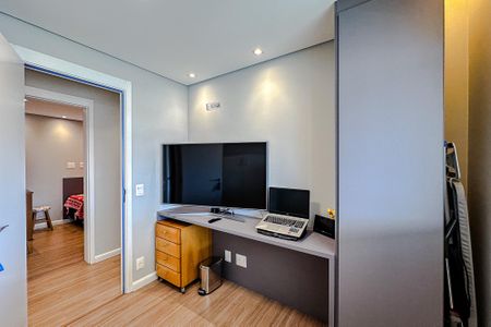 Apartamento à venda com 105m², 3 quartos e 2 vagasQuarto 1
