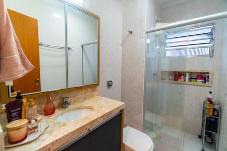 Casa à venda com 195m², 3 quartos e 4 vagas Casa à venda com 195m², 3 quartos e 4 vagasBanheiro da Suíte