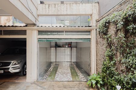 Apartamento para alugar com 195m², 3 quartos e 1 vagaGaragem