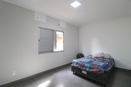 Casa para alugar com 259m², 3 quartos e 2 vagasQuarto