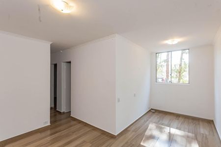 Sala de apartamento para alugar com 2 quartos, 52m² em Jardim Maria Estela, São Paulo